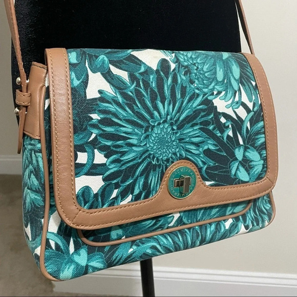 Isaac Mizrahi Bridgehampton Floral Printed Canvas Crossbody with leather trim - Picture 16 of 16